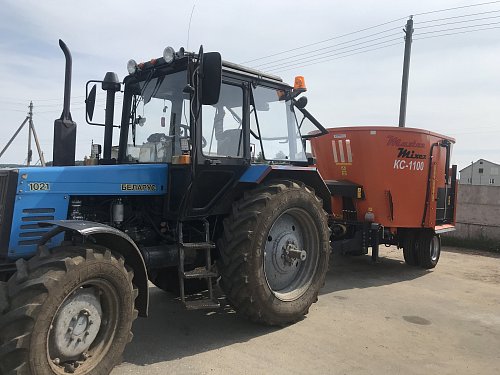 Кормосмеситель вертикальный КС-1100