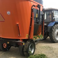 Кормосмеситель вертикальный КС-700